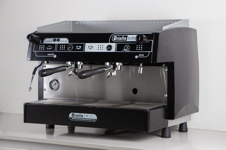 ¿Tu barra ofrece vasos “grandes”? Necesitás una cafetera industrial de doble grupo alta